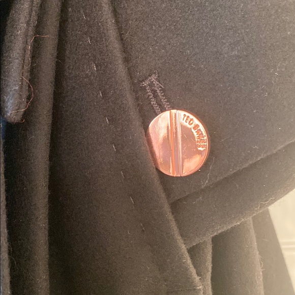 Authentic Ted Baker ROSE
Wool wrap coat. - Picture 4 of 8
